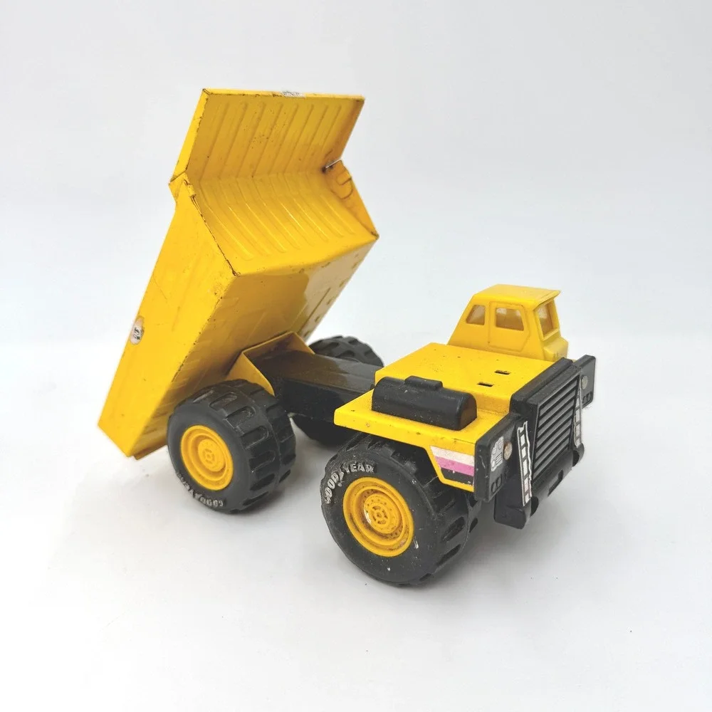 Vintage 1983 REMCO Pressed Steel Dump Truck Yellow‎ Construction Vehicle Korea